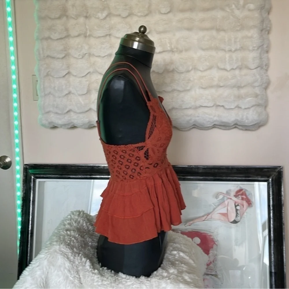 NEW Free People Adella Crochet Lace Ruffled Cami Spaghetti Strap Tank -R… - Picture 5 of 8